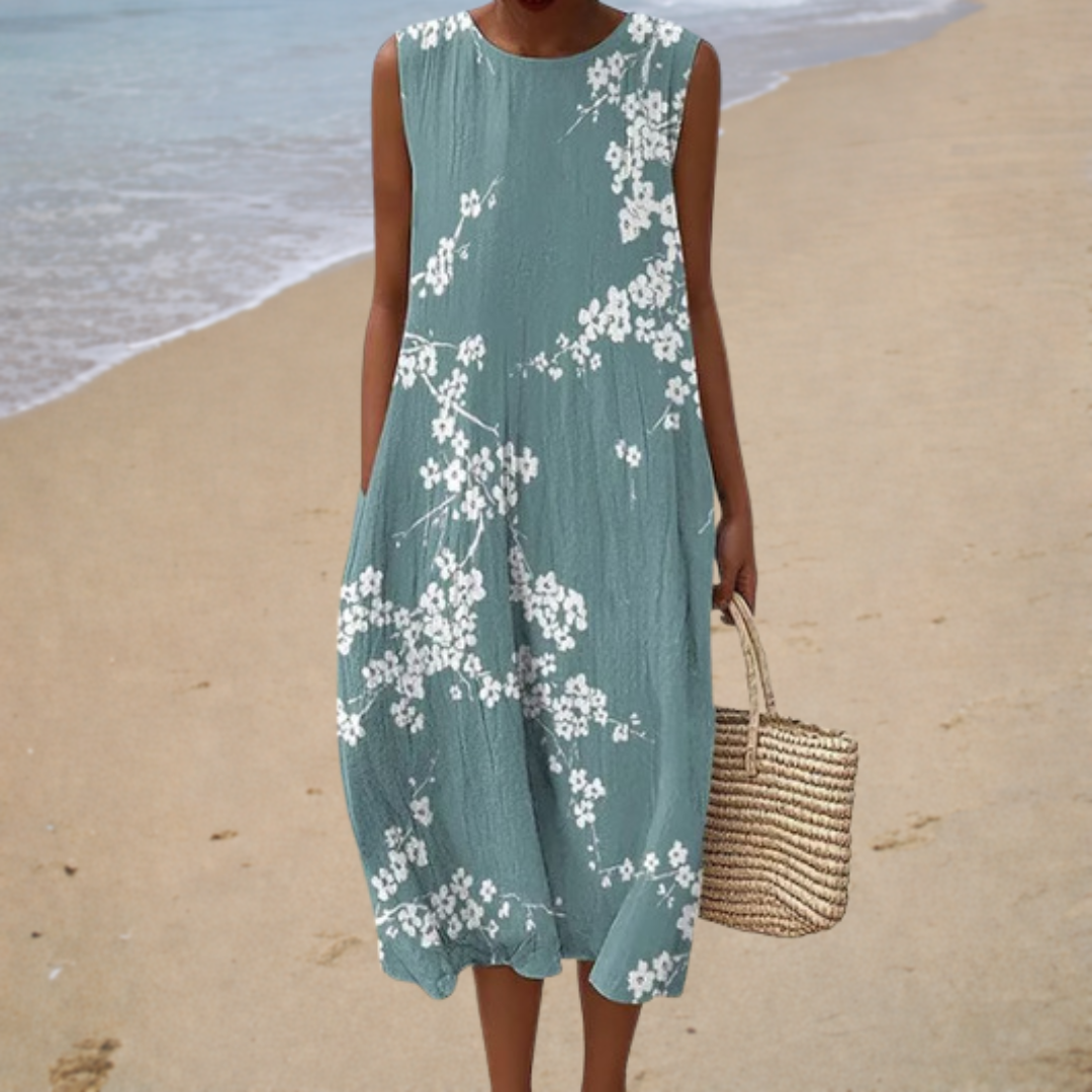Luxurious Sleeveless Summer Dress