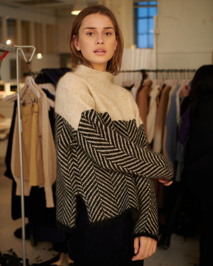 Norah | Cotton High-Neck Jumper
