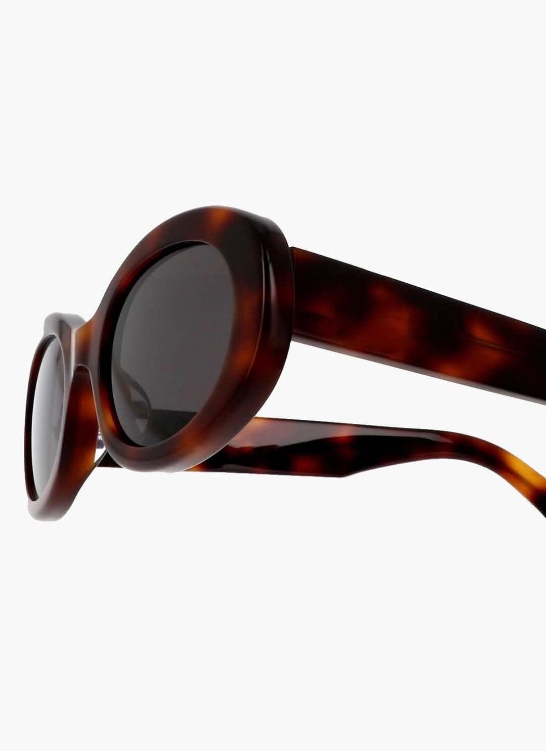 Averi | Chic Sunglasses
