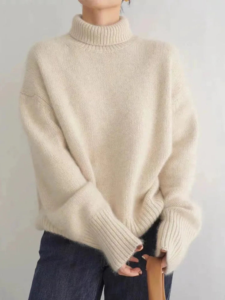 Amaya | Luxurious Cashmere Roll Neck Sweater