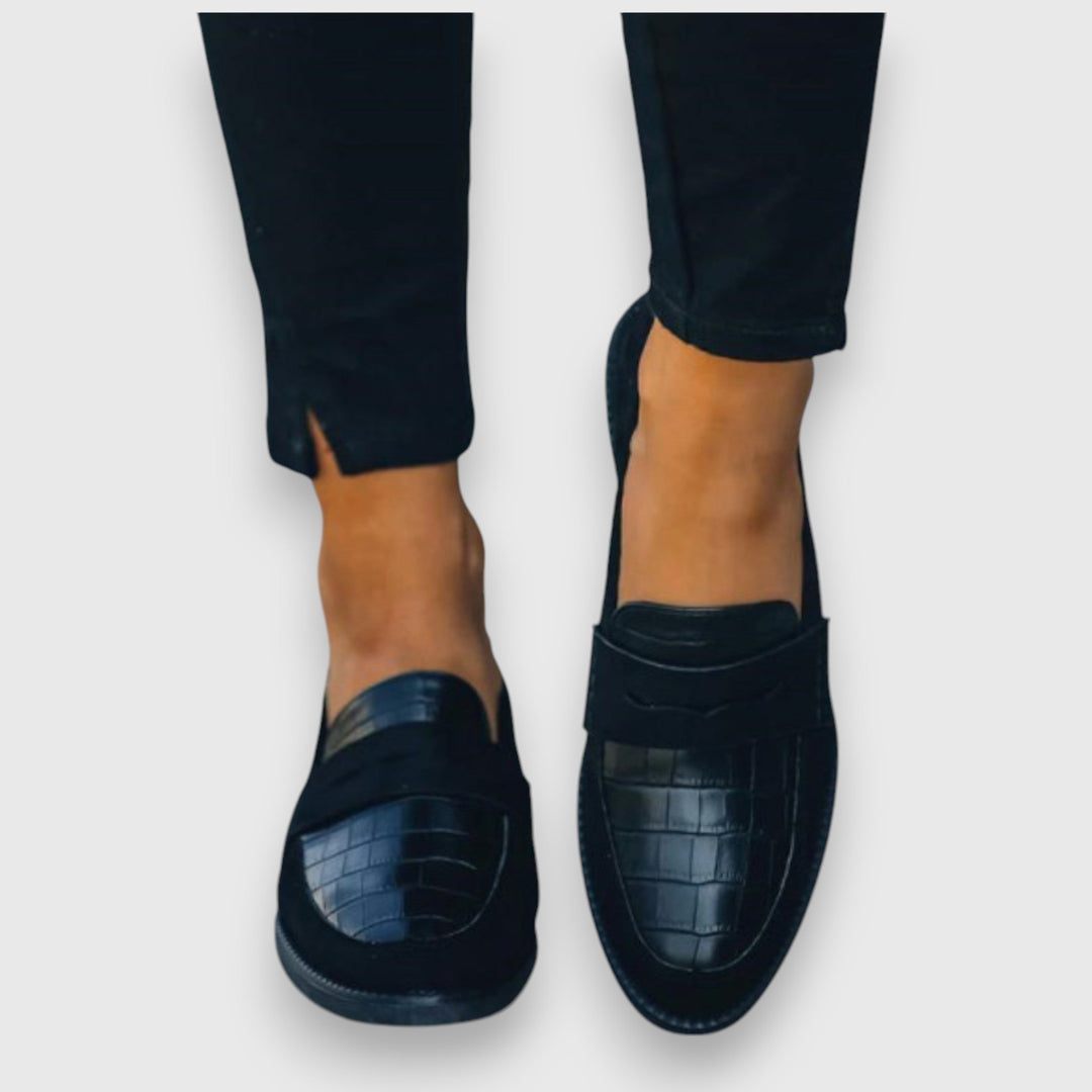Sara™ | Elegant Moccasins