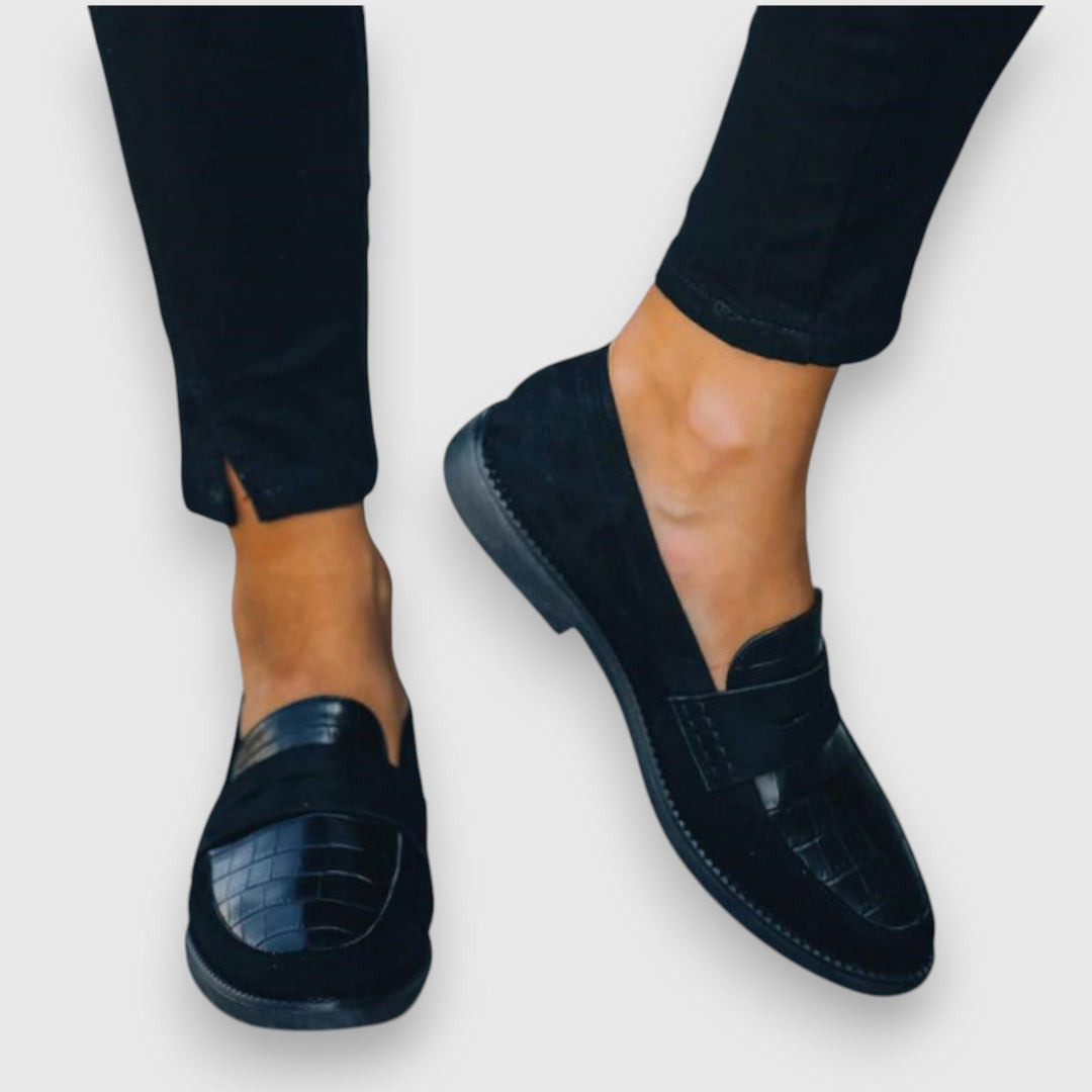 Sara™ | Elegant Moccasins