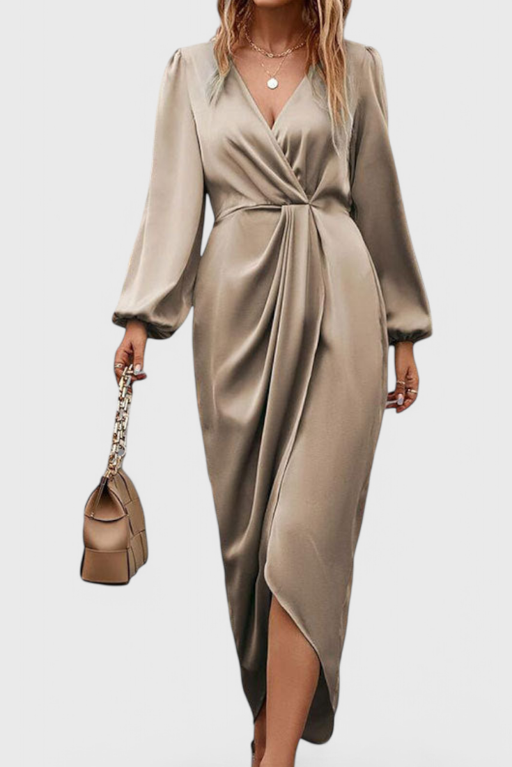 Andrea - Elegant Long Dress with V-Neck and Side Split