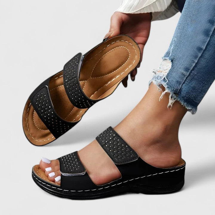 Chelrie - Stylish Orthopaedic Sandals for All-Day Comfort