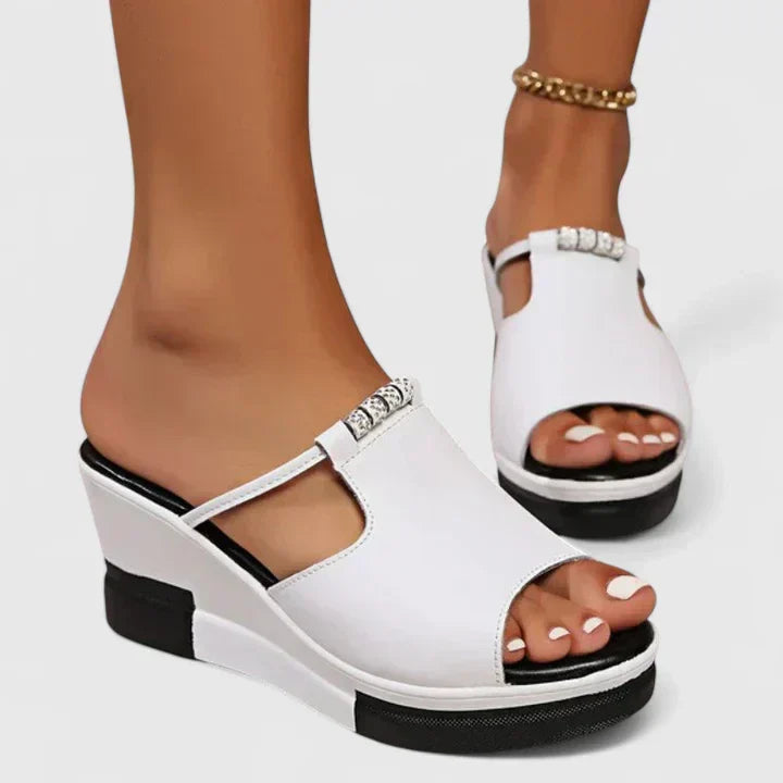 Isola - Elegant Orthopaedic Sandals
