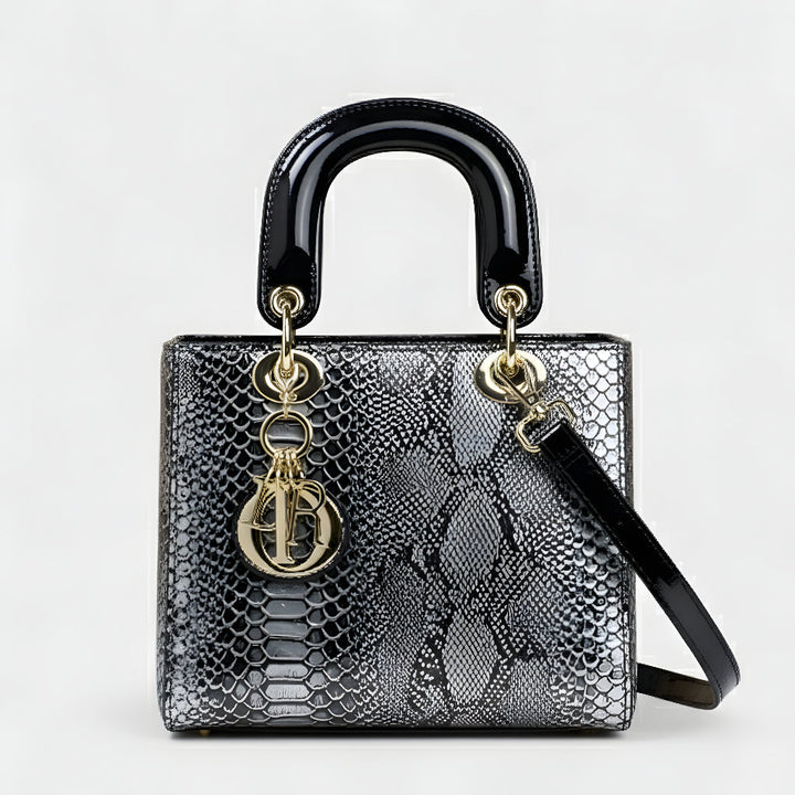 Izabela – Stylish and Adaptable Bag