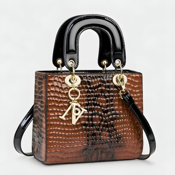 Izabela – Stylish and Adaptable Bag