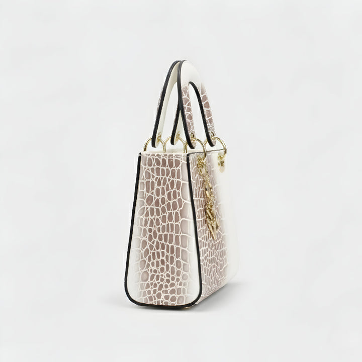 Izabela – Stylish and Adaptable Bag
