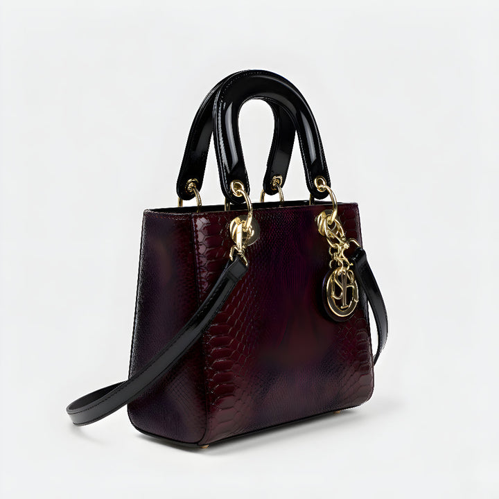 Izabela – Stylish and Adaptable Bag