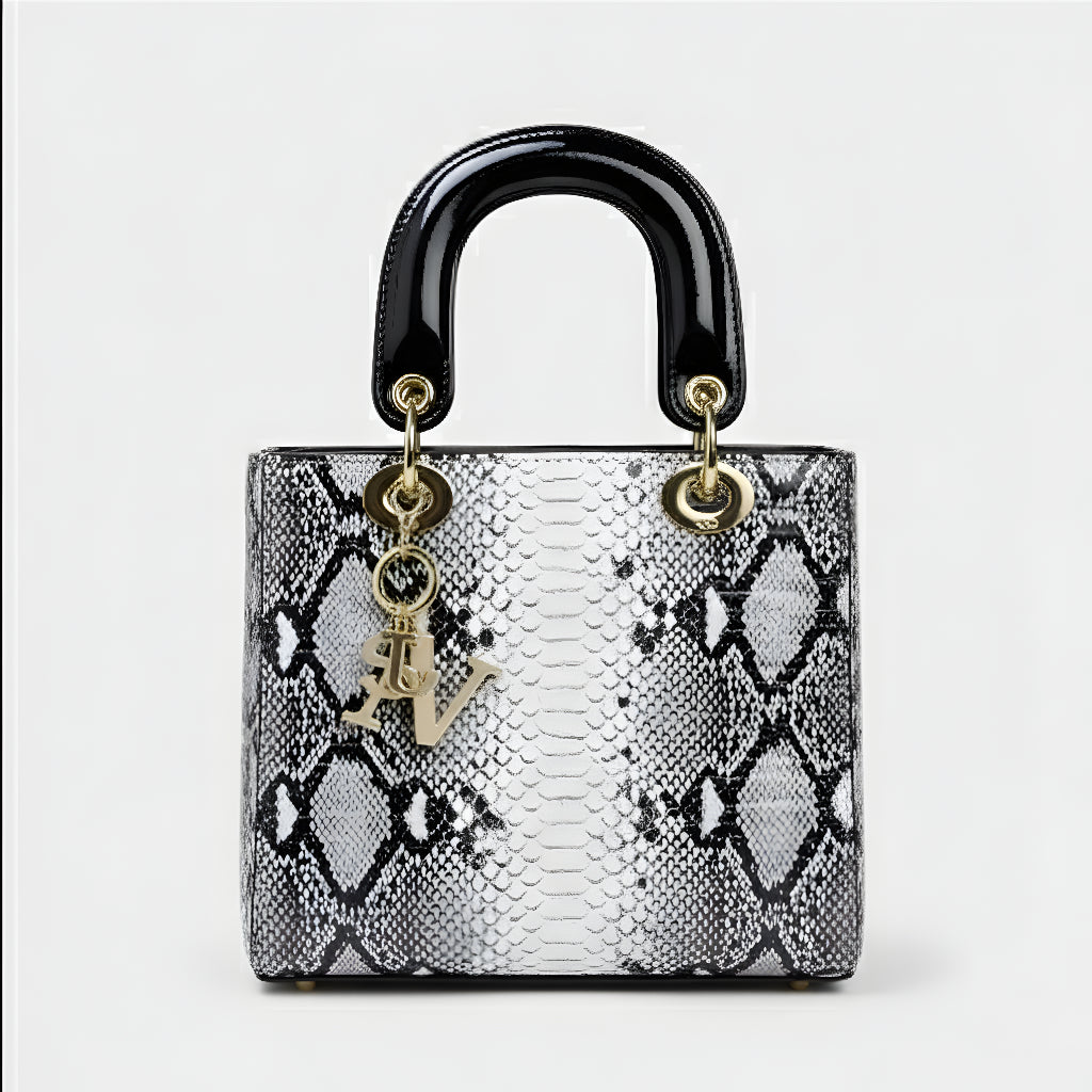 Izabela – Stylish and Adaptable Bag