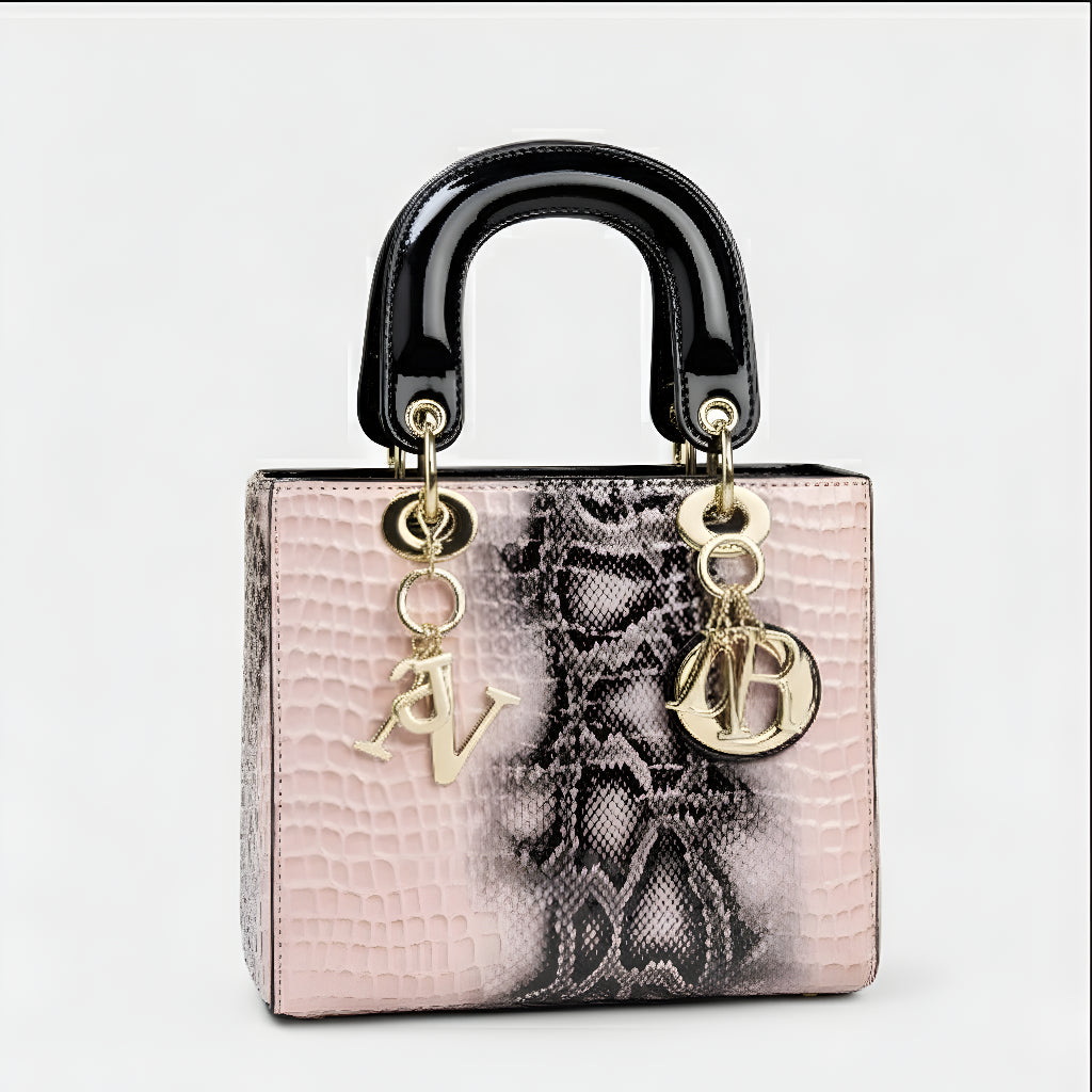 Izabela – Stylish and Adaptable Bag