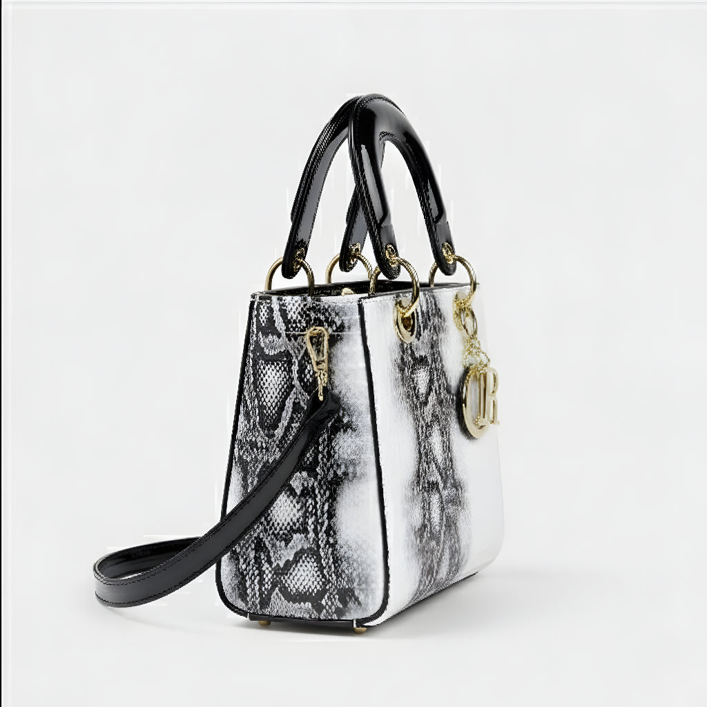 Izabela – Stylish and Adaptable Bag