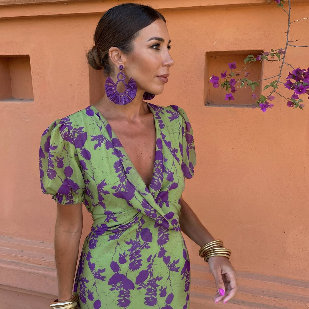 Ani – Elegant Dress with Statement Puff Sleeves