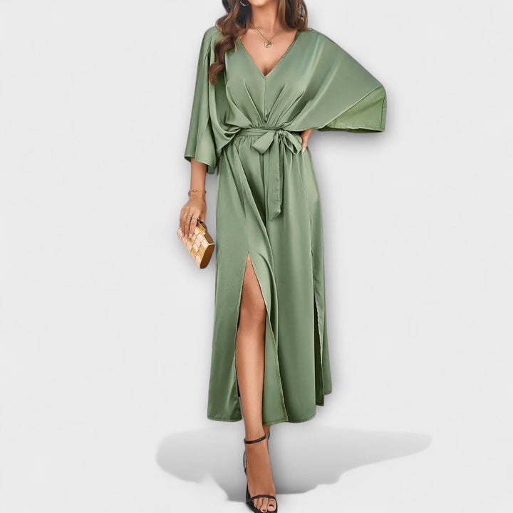 Sabrina – Elegant V-Neck Maxi Dress