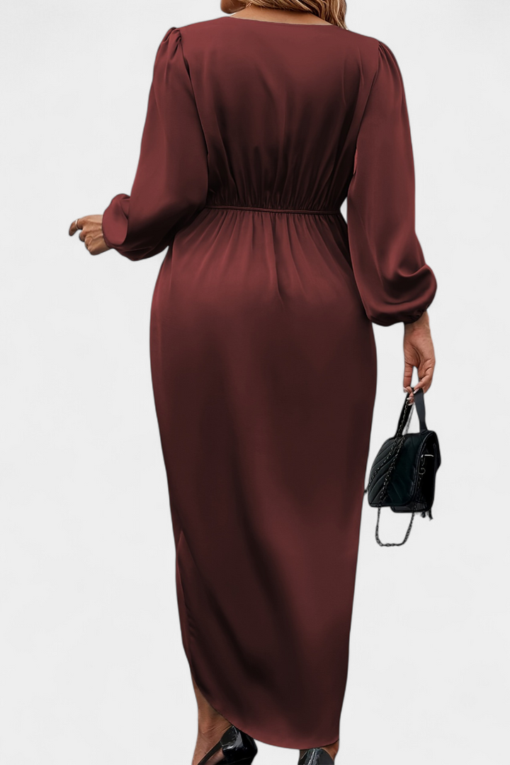 Andrea - Elegant Long Dress with V-Neck and Side Split