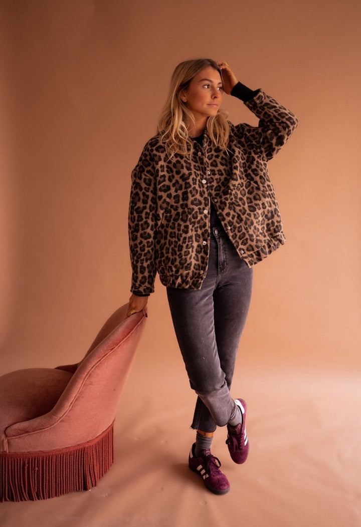 Linda | Oversized Leopard Print Jacket