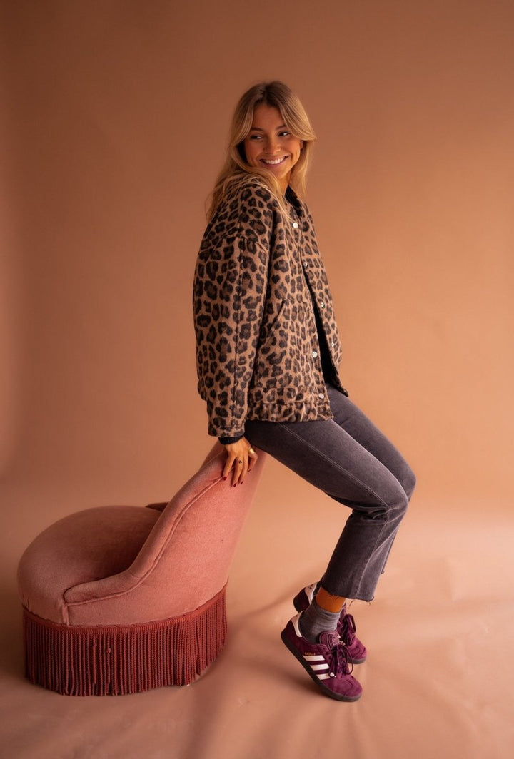 Linda | Oversized Leopard Print Jacket