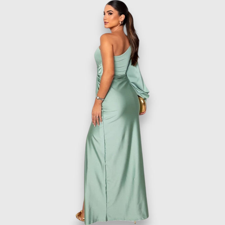 Vera – Elegant Modern Dress for Any Occasion