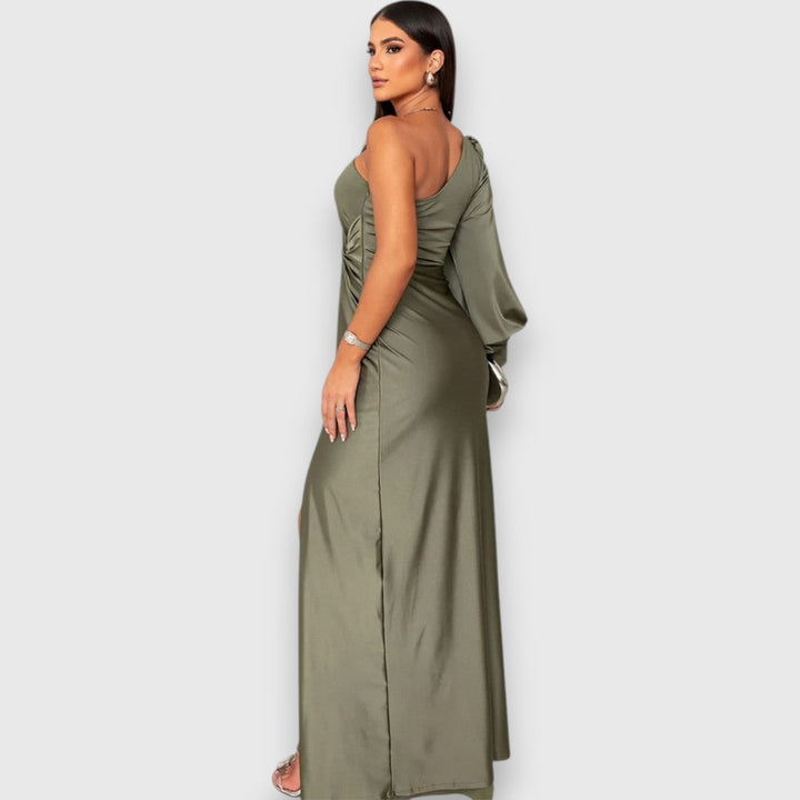 Vera – Elegant Modern Dress for Any Occasion